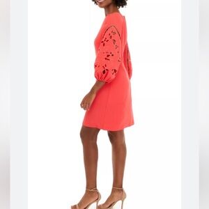 Vince Camuto Shift Dress NWT Eyelet Bell Sleeve SZ 6 Red Orange Above Knee